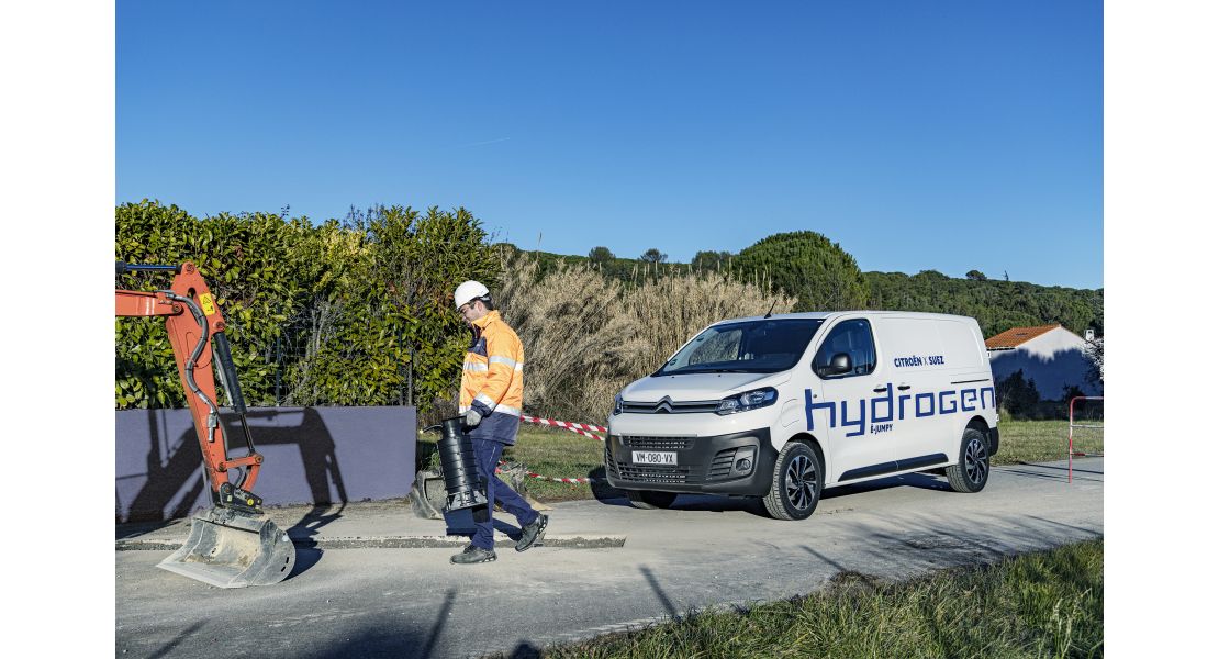 Lire la suite à propos de l’article Bons retours pour le Citroën Jumpy à hydrogène