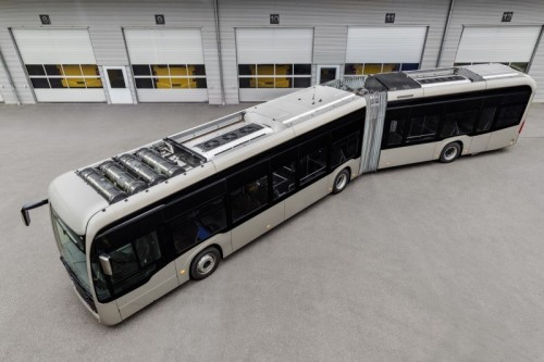 Lire la suite à propos de l’article Collaboration Toyota-Mercedes dans le bus H2