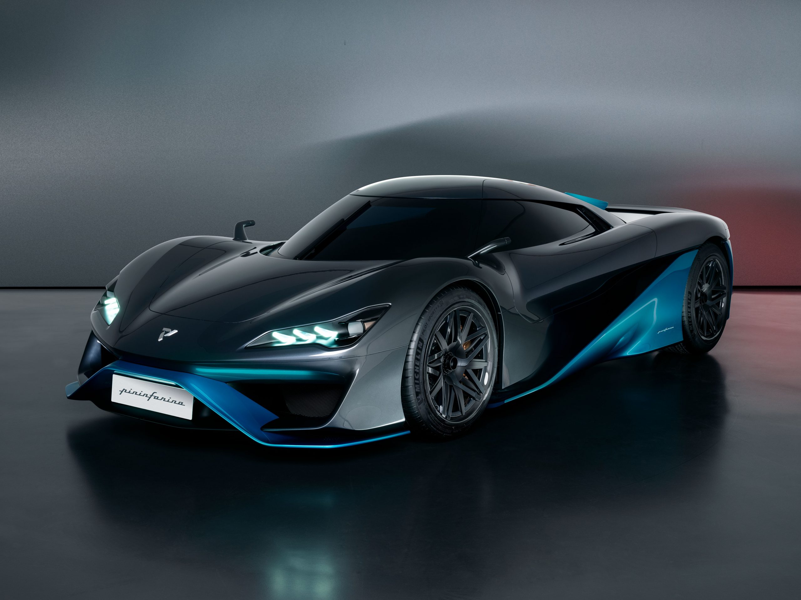 Lire la suite à propos de l’article Viritech Apricale : l’Hypercar H2 dévoilée à Goodwood