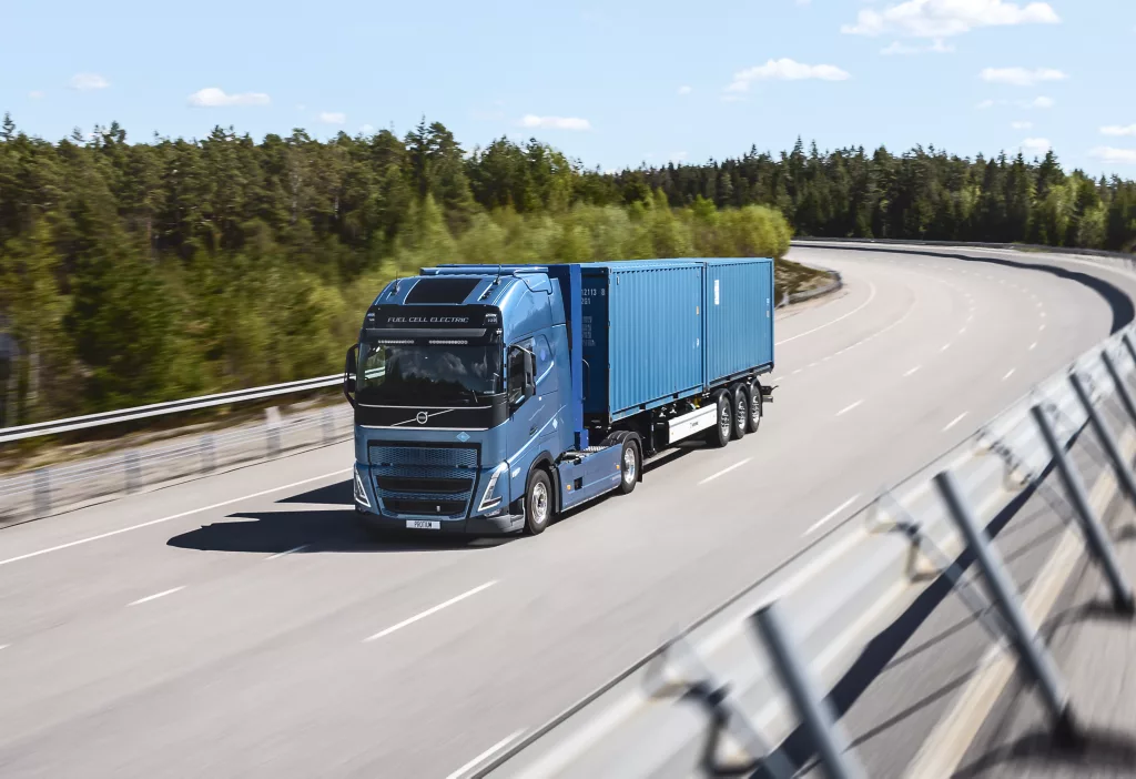 Lire la suite à propos de l’article Volvo présente son camion à hydrogène