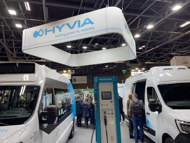 Read more about the article Hyvia accelerates on hydrogen 