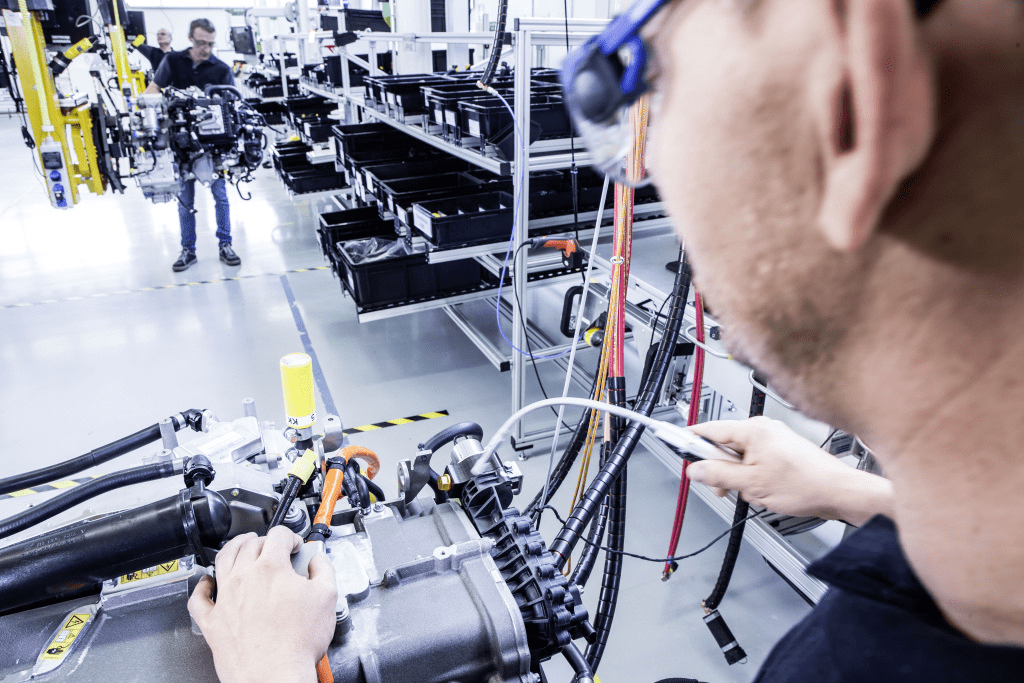 DECALAMINAGE CAMIONS ET AUTOCARS A L'HYDROGENE